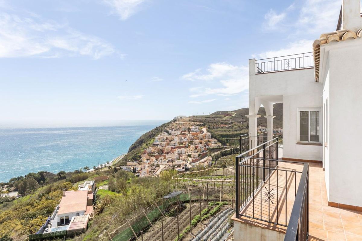 Продажа отдельного шале в Casa o chalet en Punta Lara s/n, Chaparil - Torrecilla - Punta Lara, Nerja, Нерха photo 1