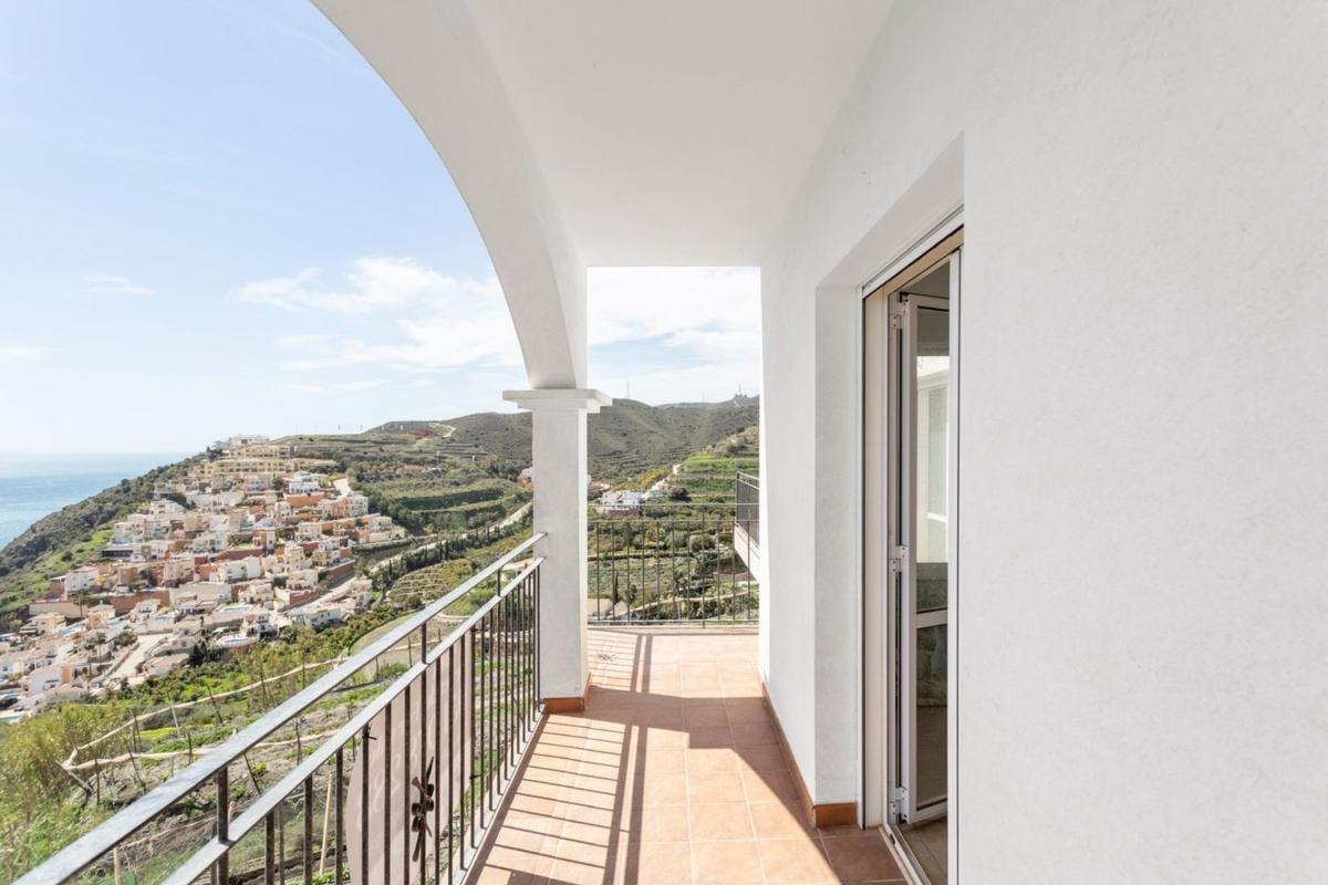 Продажа отдельного шале в Casa o chalet en Punta Lara s/n, Chaparil - Torrecilla - Punta Lara, Nerja, Нерха photo 3
