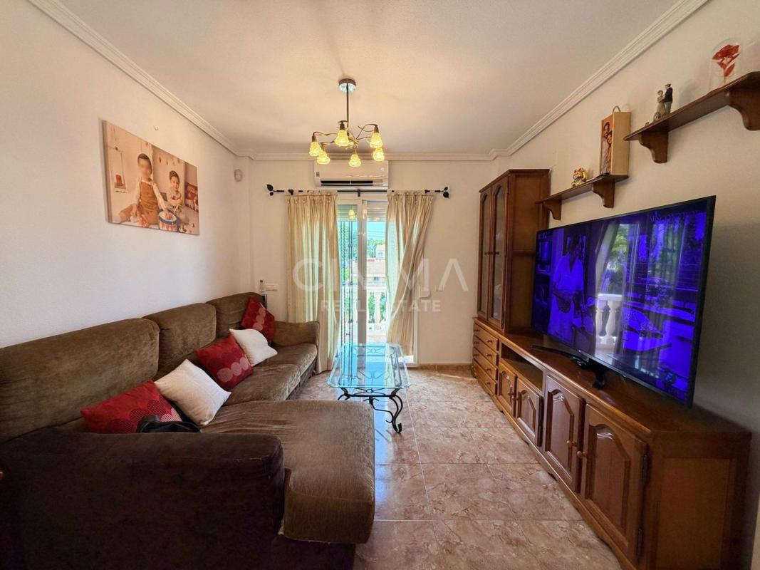 Sprzedaż szeregowego domku w Chalet adosado en Varadero, La Nucia , La Nucia photo 3