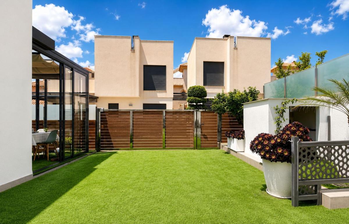 Properties for sale and rent in Spain photo 5
