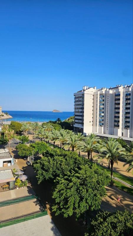 Продажа квартиры на Piso en Avenida Rosa dels Vents, 7, Bulevar - Puerta Mítica, La Villajoyosa / Vila Joiosa, Ла Виллахойоса / Вила Хойоса
photo 1
