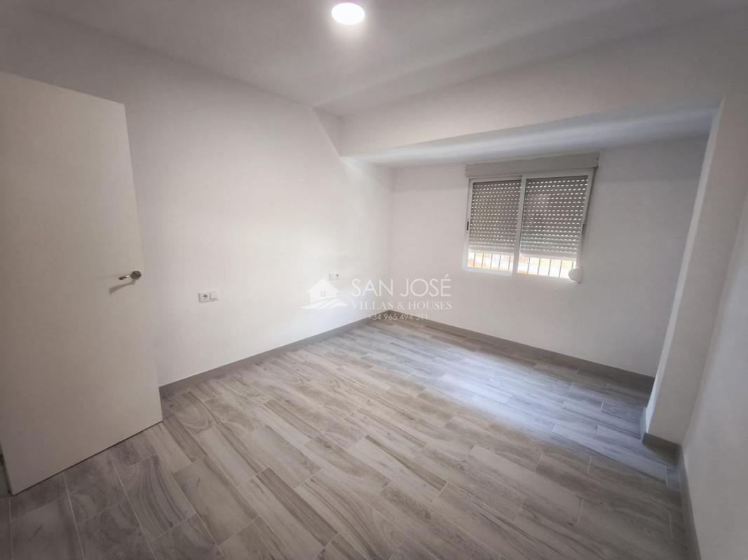 Sprzedaż mieszkania w Piso en Aspe, 21, Prosperidad - La Cruz, Aspe, Aspe
photo 1