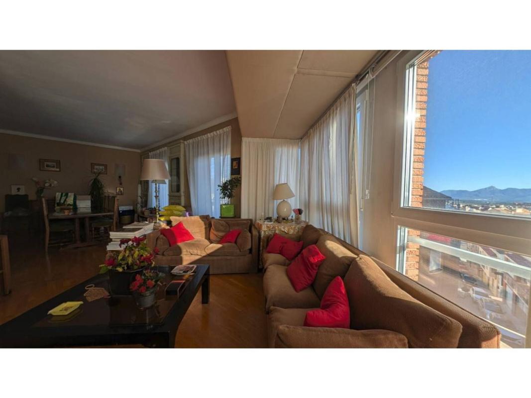 Продажа квартиры на Piso en Calle Lado Brotons, Ibi, Иби
photo 1