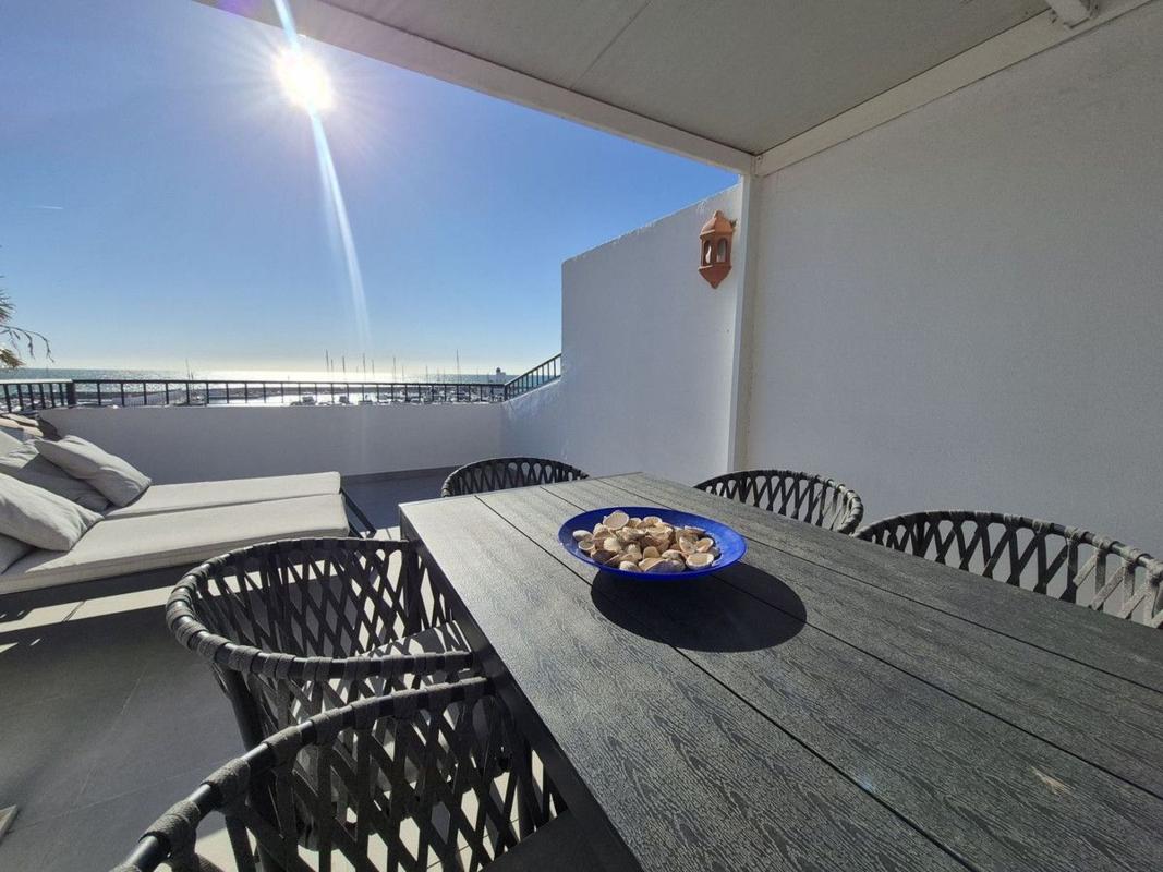 Venta de duplex en Dúplex en Calle Cigala, Puerto de la Duquesa, Manilva, Manilva photo 3