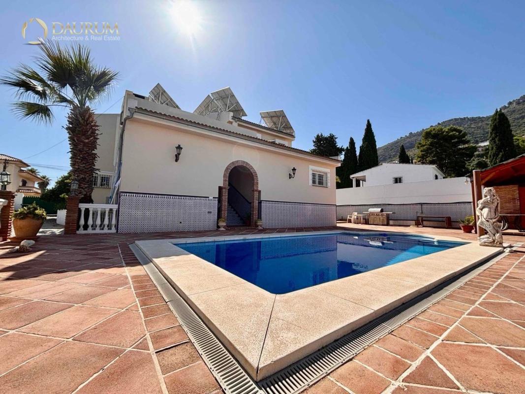 Properties for sale and rent in Spain photo 1