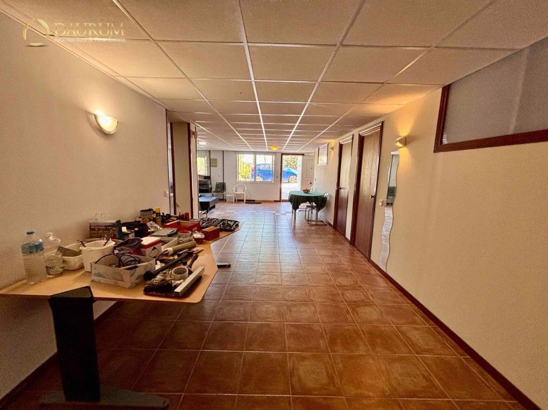 Properties for sale and rent in Spain photo 2