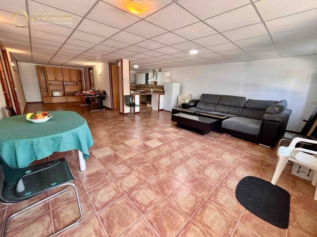 Properties for sale and rent in Spain photo 5