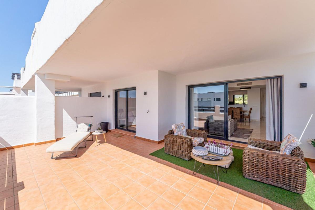 Sale of apartment in Piso en Calle Oliva, 2, Doña Julia Golf, Casares, Casares
photo 5
