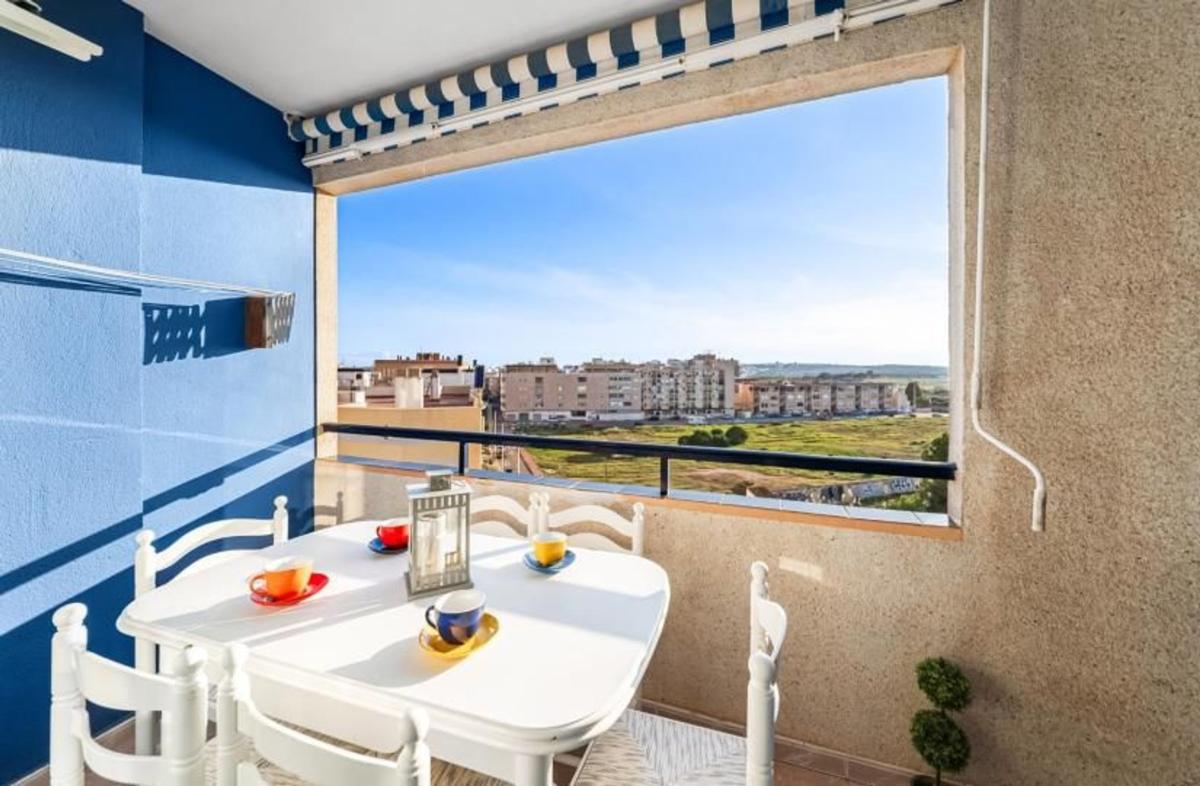 Продажа квартиры на Piso en Gaspar Perrelló, Torrevieja, Торревьеха
photo 3