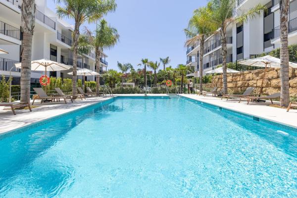 Venta de piso en Piso en Calle Huerta Nueva, Huerta Nueva, Estepona, Estepona
 photo 4