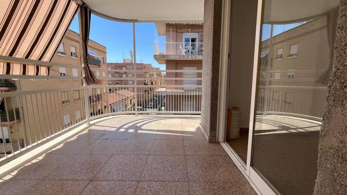 Sale of apartment in Piso en Calle Antonio Gomis Vicente, Carrús Este, Elche / Elx, Elche / Elx
photo 1