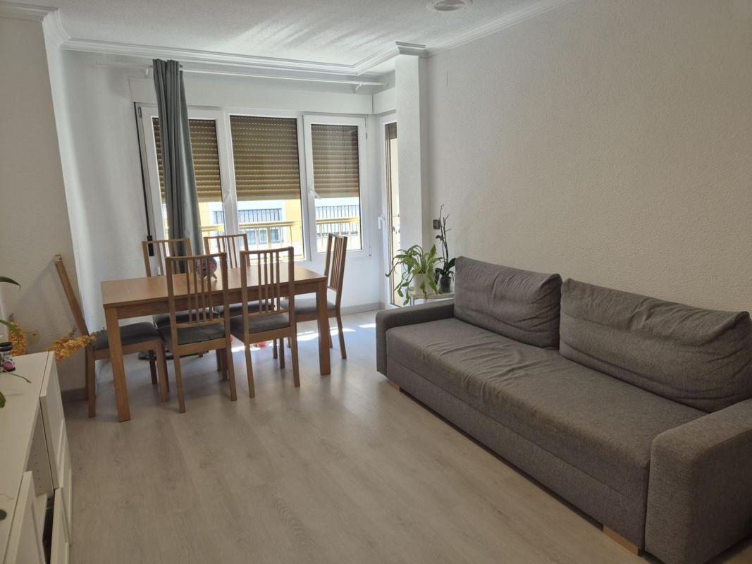 Продажа квартиры на Piso en Calle Antonio Pascual Quiles, 42, Reina Victoria-Miguel Hernández, Elche / Elx, Эльче / Эльх
photo 2