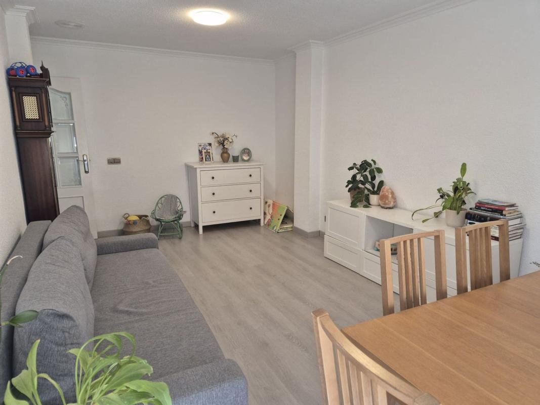 Продажа квартиры на Piso en Calle Antonio Pascual Quiles, 42, Reina Victoria-Miguel Hernández, Elche / Elx, Эльче / Эльх
photo 5