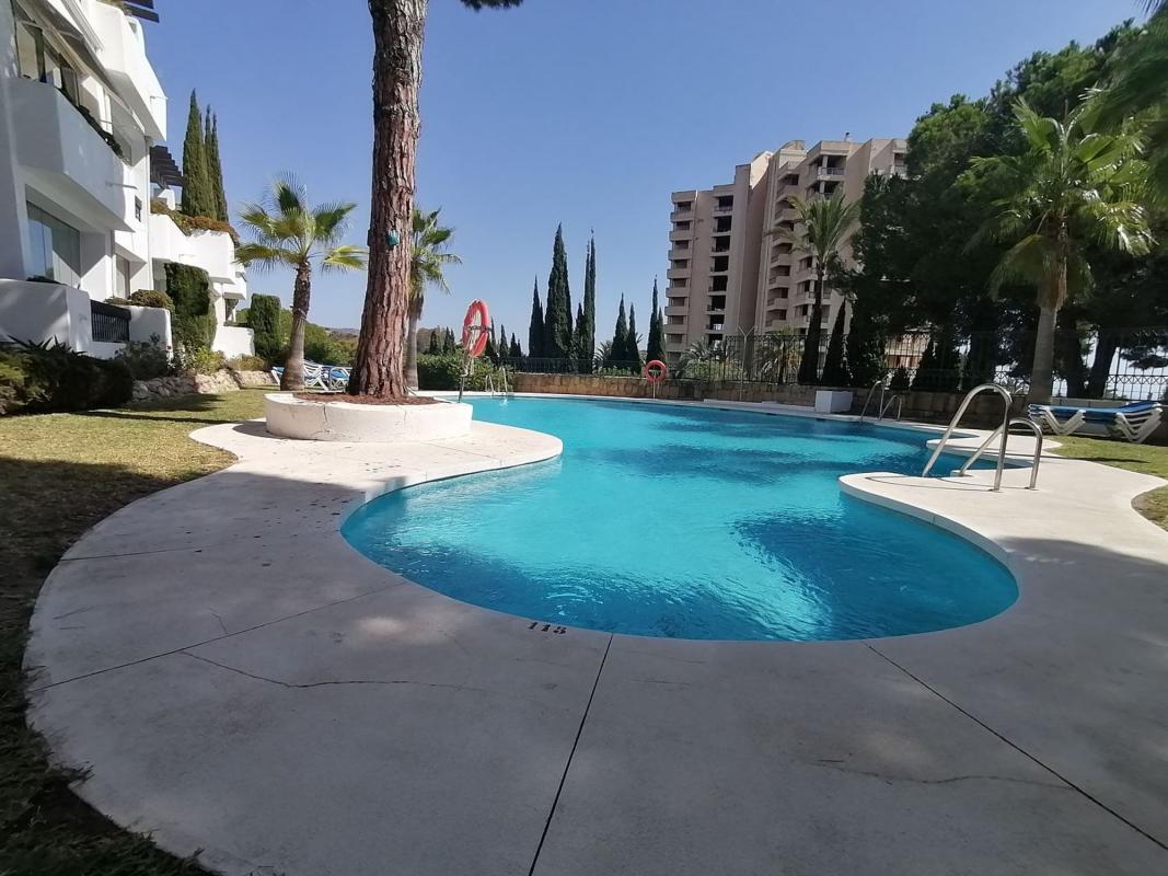 Venta de piso en Piso en Calle Incosol, 31 a, Rio Real, Marbella, Marbella
 photo 2