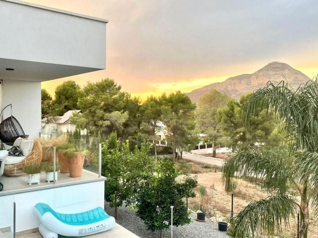 Properties for sale and rent in Spain photo 1
