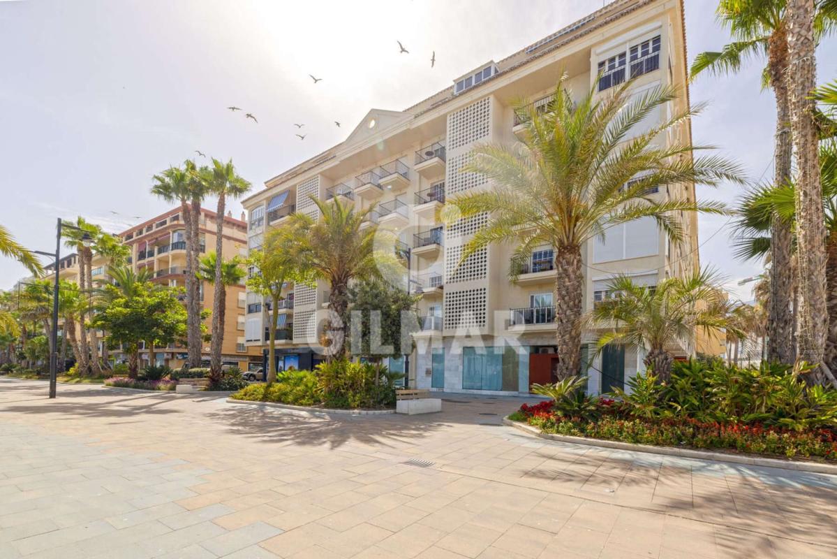 Venta de piso en Piso en Calle Alborán, Puerto de Estepona, Estepona, Estepona
photo 3