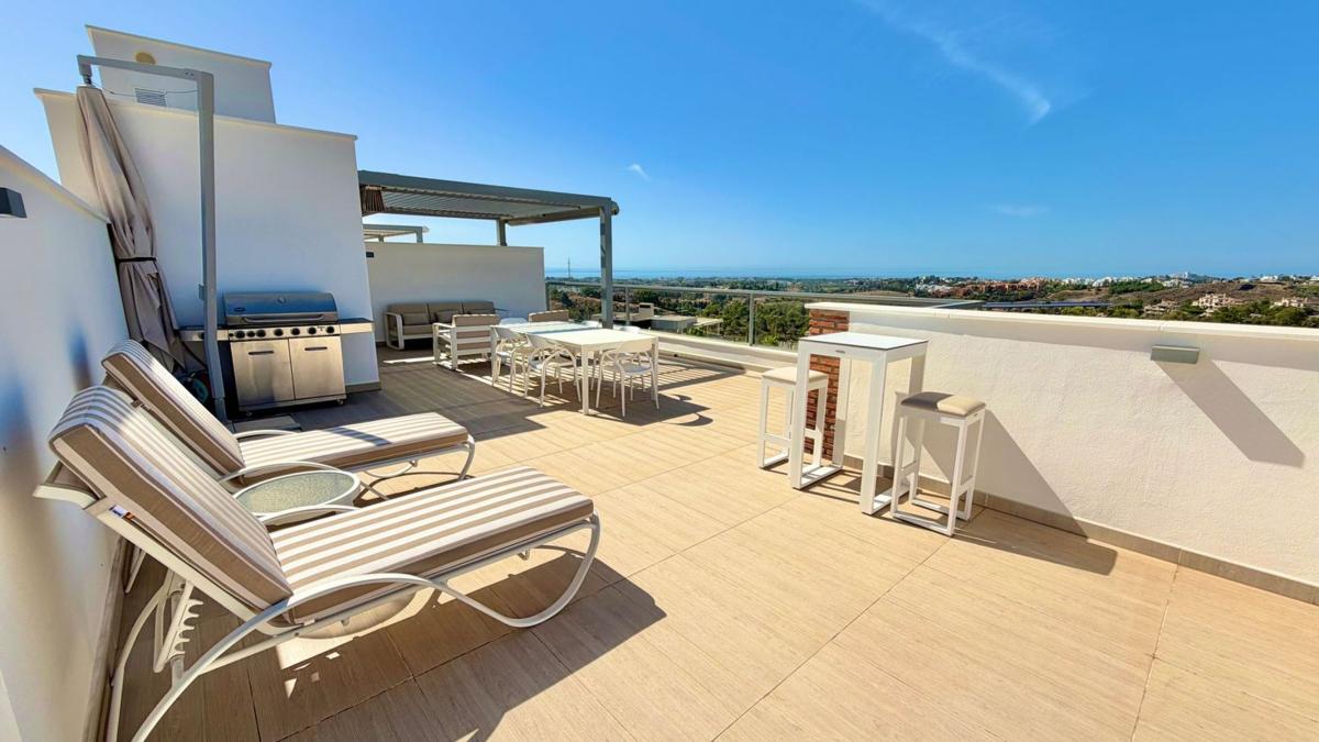 Penthouse sale in  Ático en Los Aguilares, 1, Los Arqueros-Puerto del Almendro, Benahavís, Benahavís photo 3