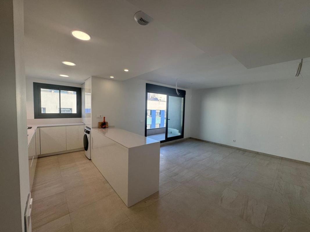Penthouse sale in  Ático en Calle Bailarín José Espadero, 11, Garbinet - Parque de las Avenidas, Alicante / Alacant, Alicante photo 2