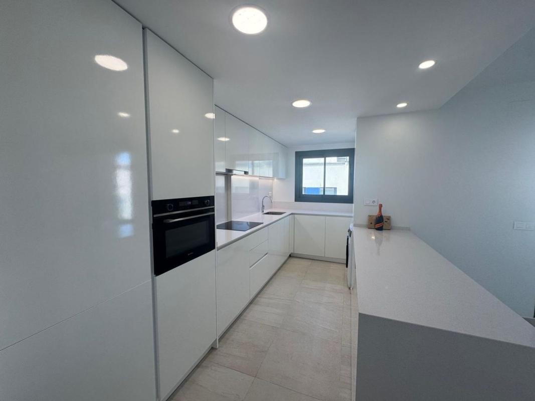 Penthouse sale in  Ático en Calle Bailarín José Espadero, 11, Garbinet - Parque de las Avenidas, Alicante / Alacant, Alicante photo 4