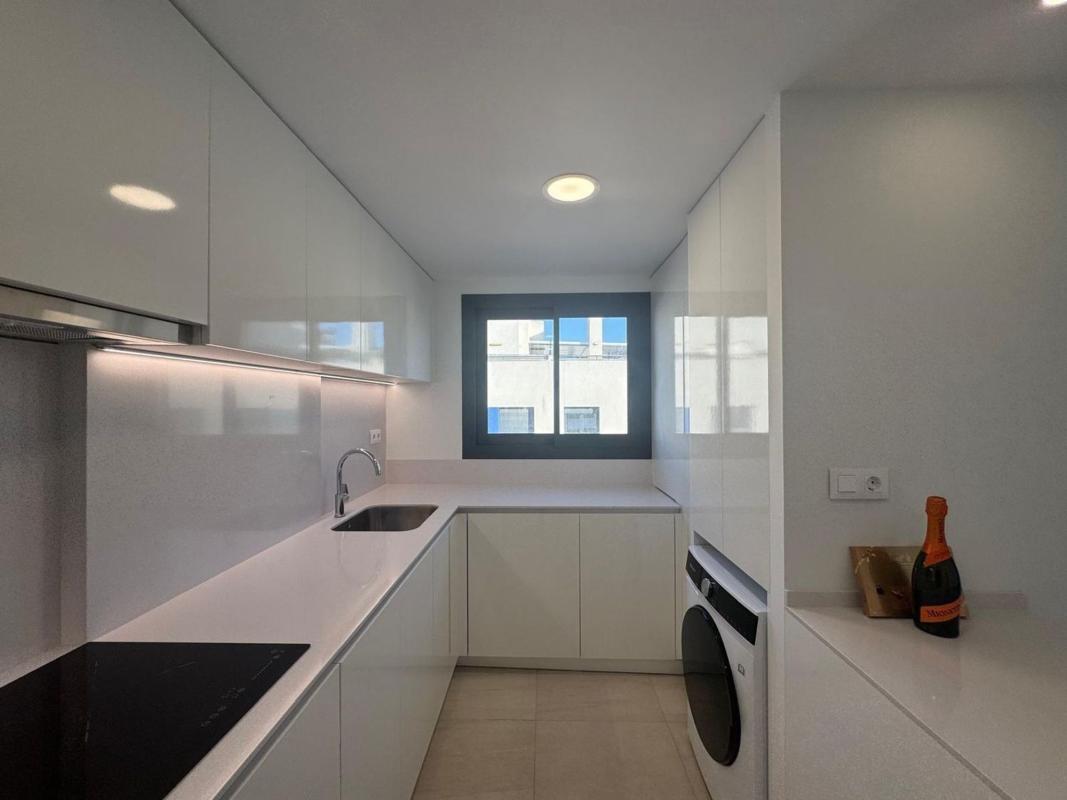 Penthouse sale in  Ático en Calle Bailarín José Espadero, 11, Garbinet - Parque de las Avenidas, Alicante / Alacant, Alicante photo 5
