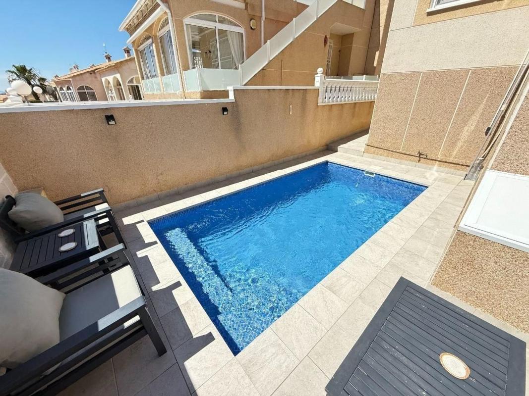 Properties for sale and rent in Spain photo 5