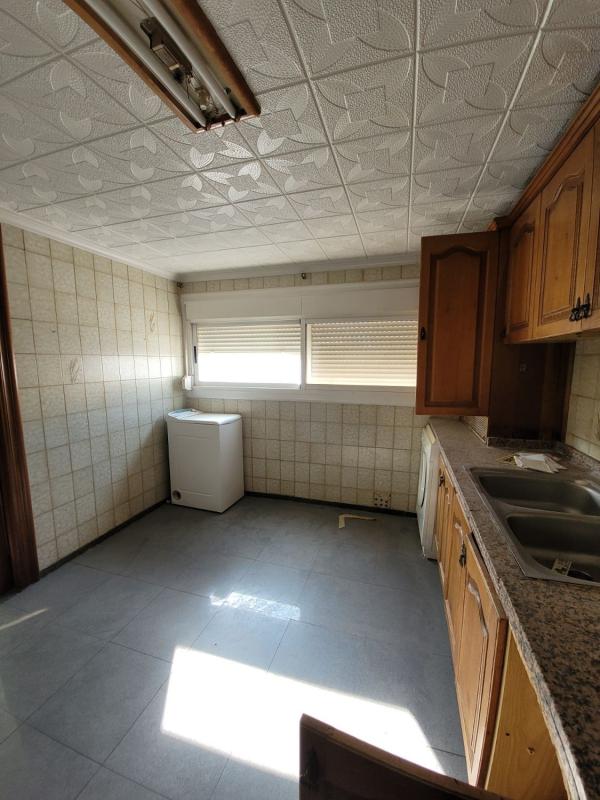 Sale of apartment in Piso en Torres Quevedo, Plaza de Toros - Avenida Chapí - Trinquete, Elda, Elda
 photo 4