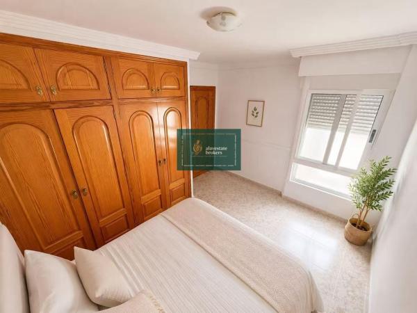 Sprzedaż mieszkania w Piso en Avenida de la Generalitat, 38, Campello Pueblo, El Campello, El Campello
photo 1