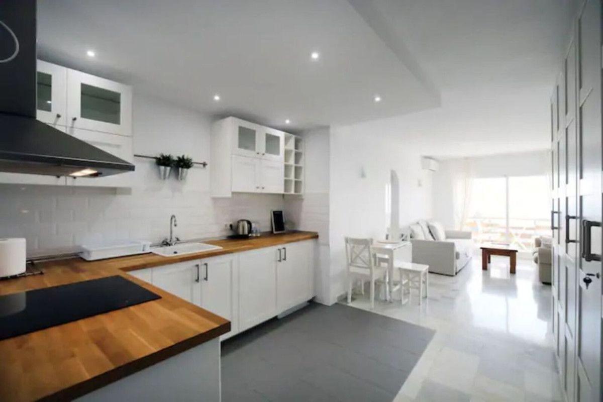 Venta de piso en Piso en Centro, Estepona, Estepona
 photo 5