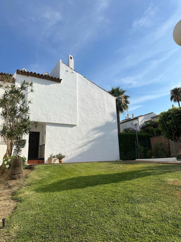 Properties for sale and rent in Spain photo 1