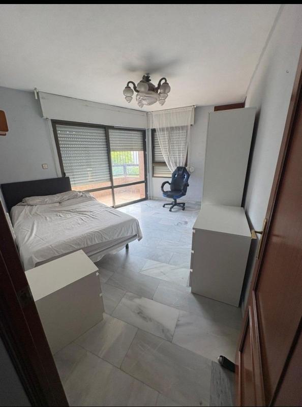 Продажа квартиры на Piso en Calle Fernán Núñez, 11, Perchel sur - El Bulto, Málaga, Малага
photo 2