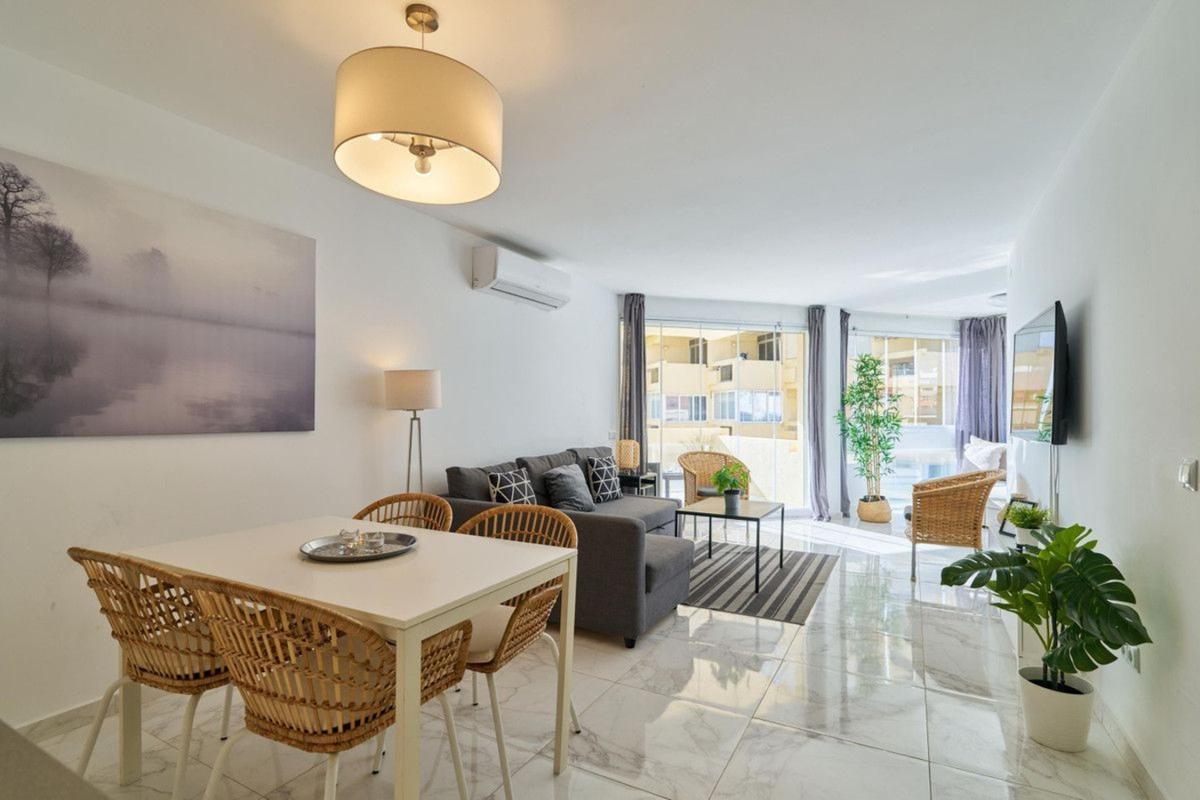 Venta de piso en Piso en Avenida Duque de Ahumada, Playa Bajadilla-Puertos, Marbella, Marbella
photo 5