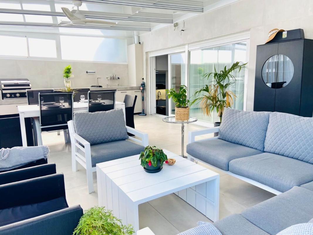 Продажа квартиры на Piso en Paseo de Maritimo Torremolinos, 27, El Bajondillo, Torremolinos, Торремолинос
photo 1
