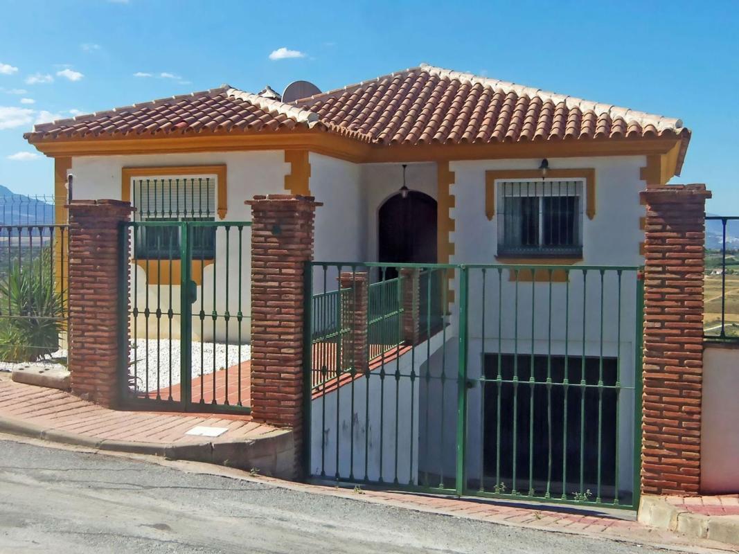 Продажа отдельного шале в Casa o chalet en Coin, Коин photo 1