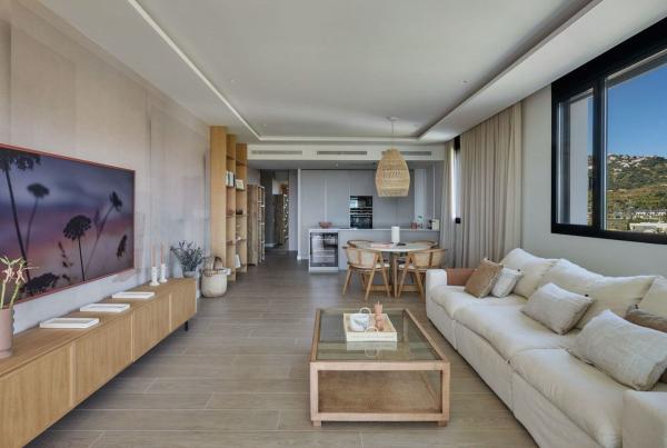 Дуплекс на продажу в Dúplex en Calle Green, 2, Bahía de Marbella, Marbella, Марбелла photo 1
