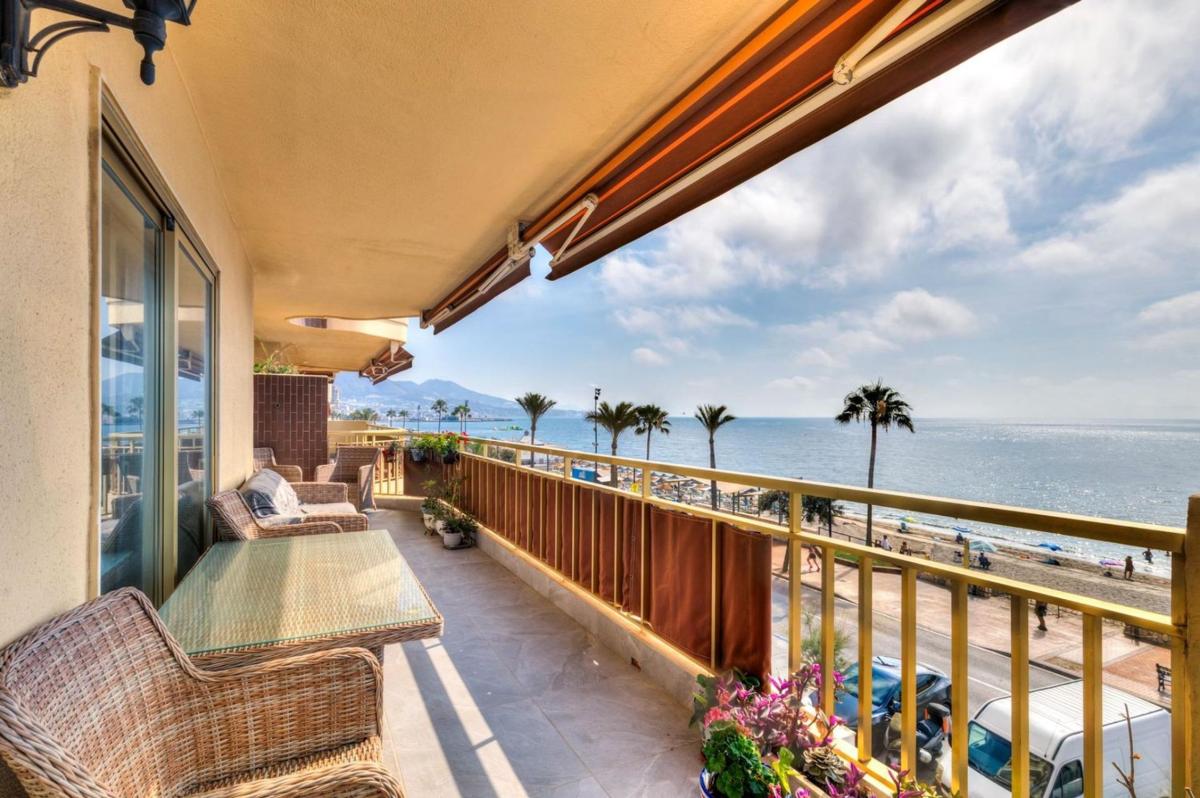 Продажа квартиры на Piso en Paseo Marítimo Rey de España, Zona Sohail, Fuengirola, Фуэнхирола
 photo 2