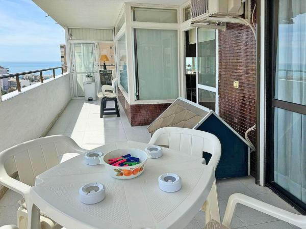 Sale of flat in Piso en Avenida de Benyamina, Playamar - Benyamina, Torremolinos, Torremolinos
 photo 3