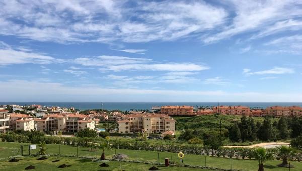 Sprzedaż mieszkania w Piso en Urbanizacion Playa Marina, 3, Calaburra - Chaparral, Mijas, Mijas
photo 1