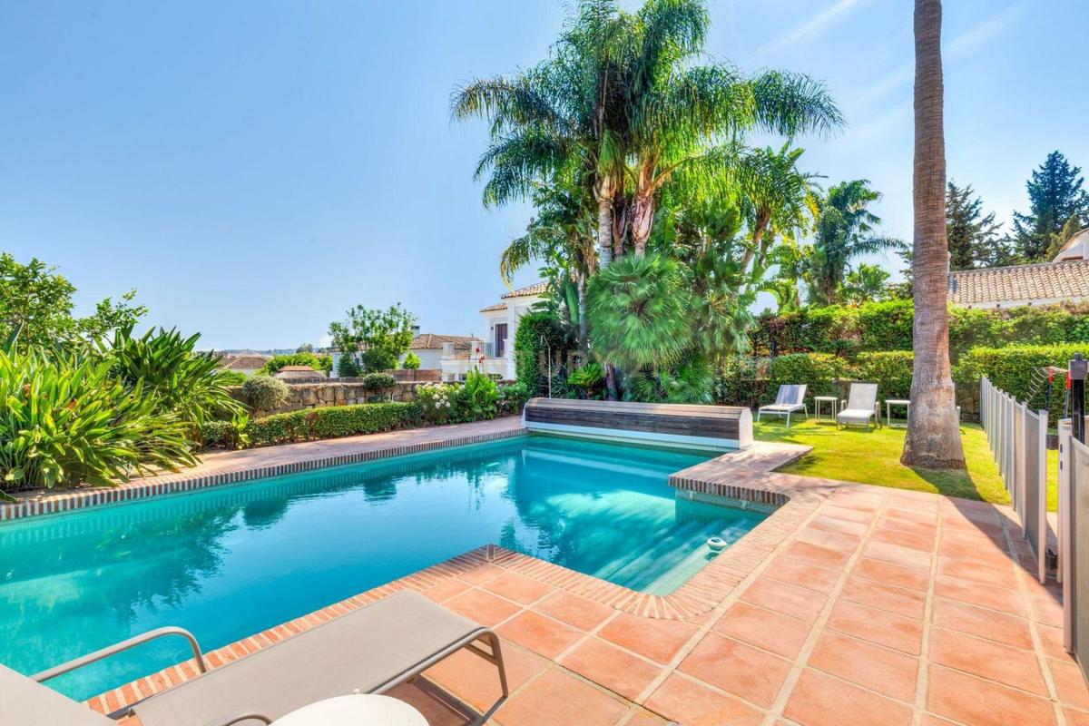 Properties for sale and rent in Spain photo 4