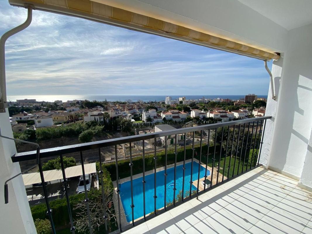 Penthouse sale in Ático en Calle Medina Azahara, Arroyo de la Miel, Benalmádena, Benalmádena photo 3