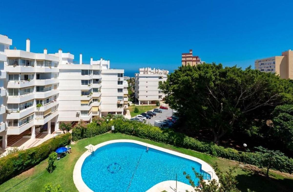 Venta de piso en Piso en Calle Luis Vives, 8, Solymar - Puerto Marina, Benalmádena, Benalmádena
photo 3