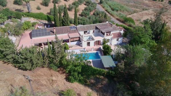 Cortijo en Sabinal El s/n, Alora photo 1