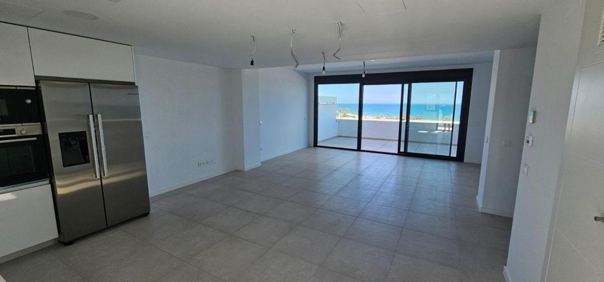 Продажа пентхауса на  Ático en Los Álamos, Torremolinos, Торремолинос photo 3