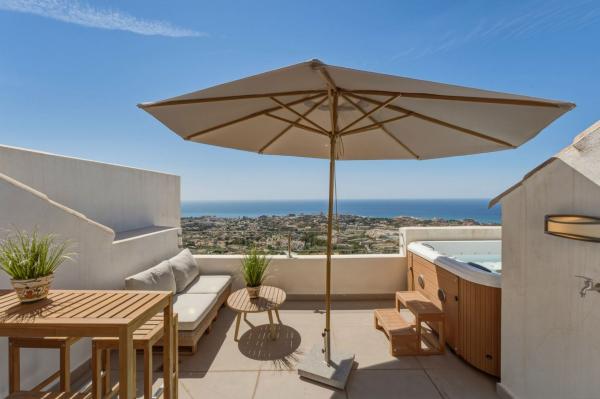 Дуплекс на продажу в Dúplex en Teide, 3, Montealto, Benalmádena, Бенальмадена photo 1