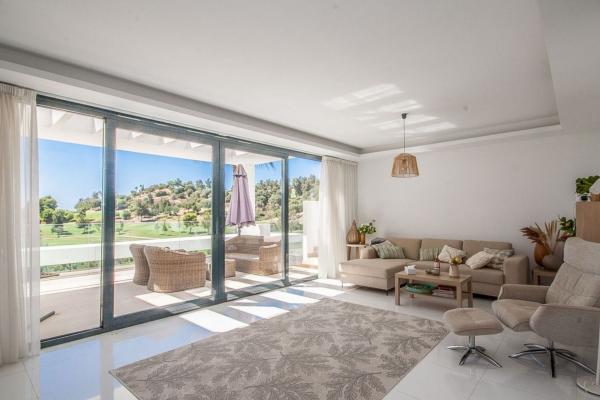 Penthouse for sale at  Ático en Lugar Urbanizacion Capanes del Golf, 1 s, La Alquería, Benahavís, Benahavís photo 4