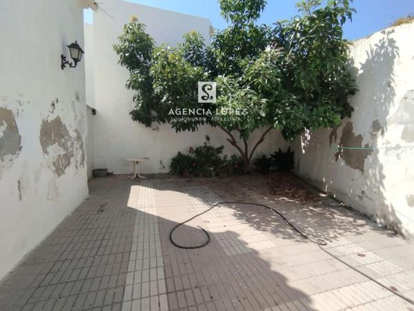 Chalet independiente en venta en Casa o chalet en Centro, Estepona, Estepona
photo 1
