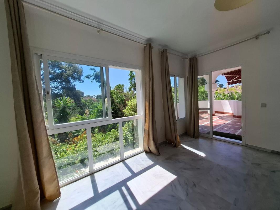 Продажа квартиры на Piso en Rio Real, Marbella, Марбелла
photo 3