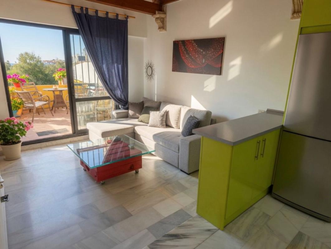 Sale of apartment in Piso en Naciones De Las s/n, Altos de Estepona, Estepona, Estepona
photo 2