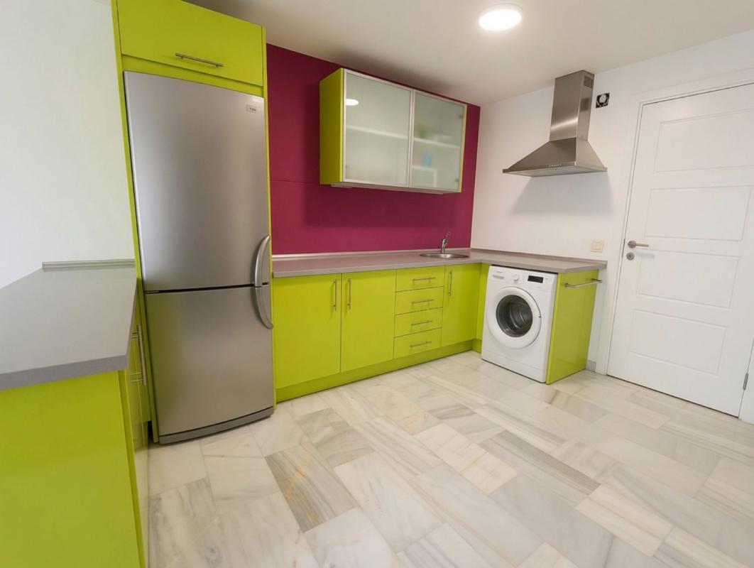 Sale of apartment in Piso en Naciones De Las s/n, Altos de Estepona, Estepona, Estepona
photo 4