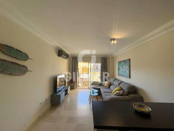 Sale of flat in Piso en Avenida Reina Sofia, Puerto de Estepona, Estepona, Estepona
thumbnail 1