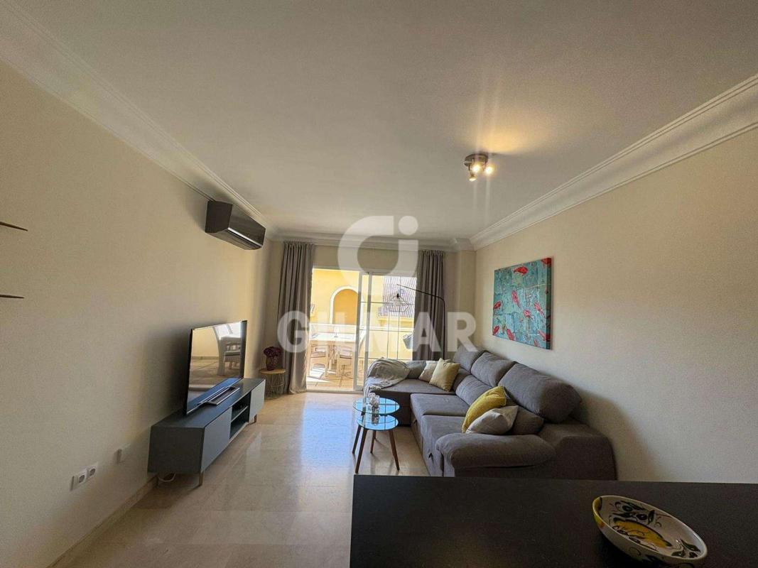 Venta de piso en Piso en Avenida Reina Sofia, Puerto de Estepona, Estepona, Estepona
photo 4